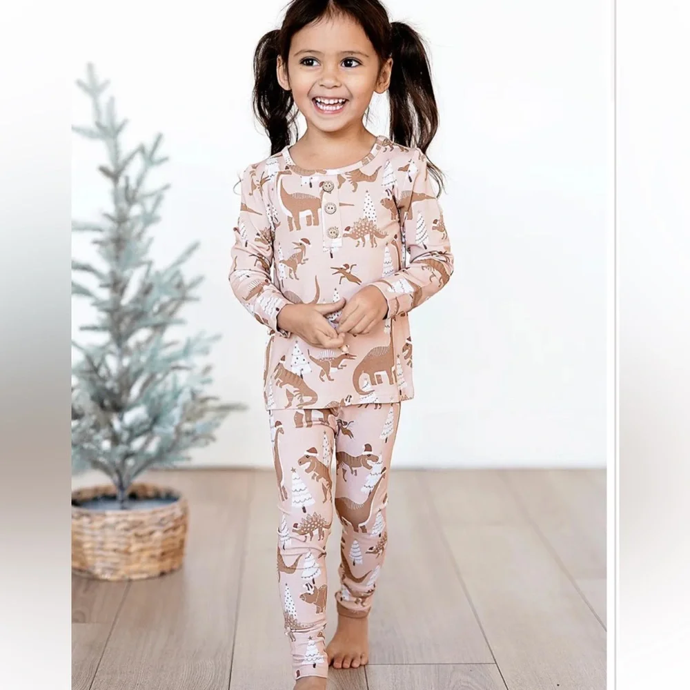 Khloe Jean Dinos in‎ Blush 2 Pc PJ Set 5T New With Tags